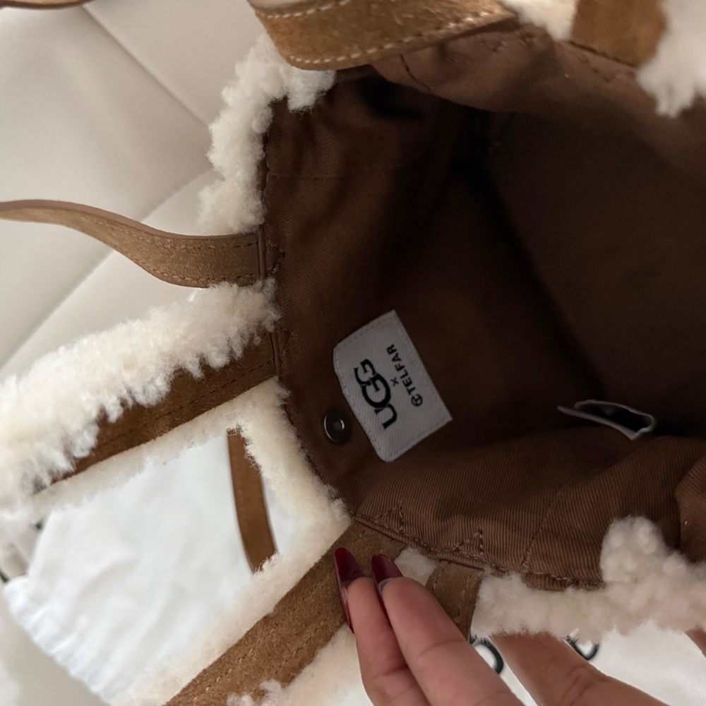 Telfar/UGG Bag - Picture 4 of 4